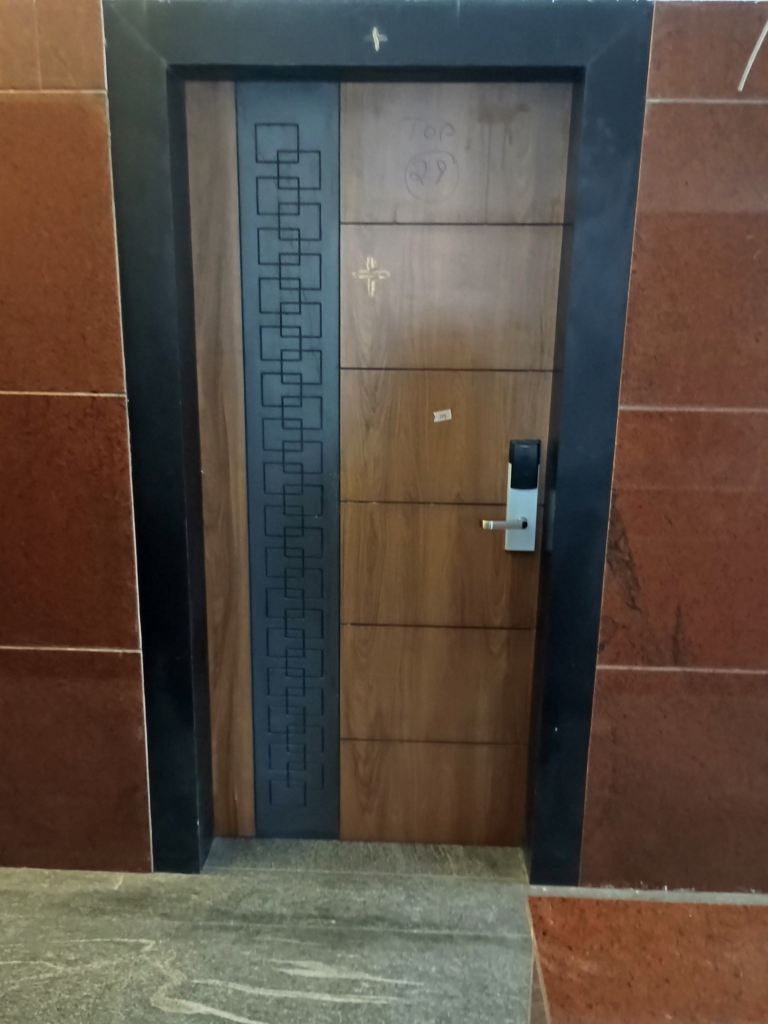 Guest room smart lock door